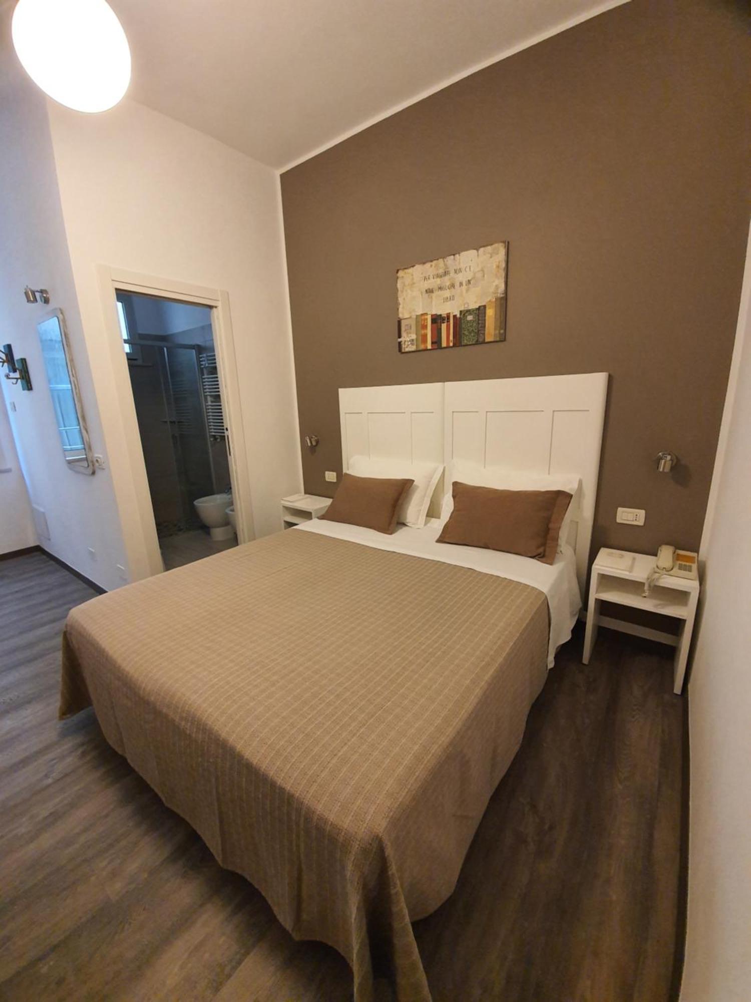 Esedra Hotel